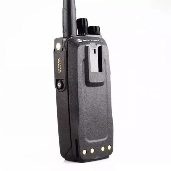 Motorola XiR P8200 Digital Walkie Talkie DMR Two Way Radio - Image 3