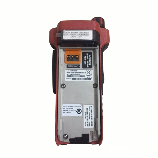 Motorola MTP8500EX Handheld TETRA Radio - Image 4
