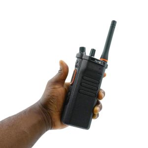 Inrico IRC 590 4G LTE IP68 Smart PoC Radio AES256 Encryption 1.08"Flippable Screen